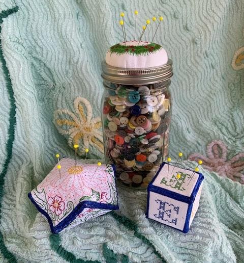 how to make a pin cushion